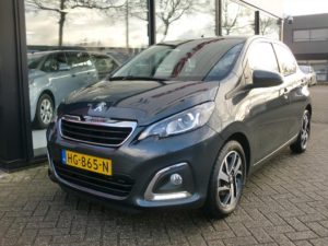 Peugeot 108 1.2 VTi 82pk 5D Allure volledig leer!