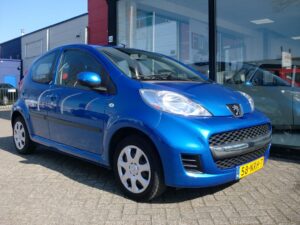PEUGEOT 107 1.0 12v 68 pk XS 5 deurs Airco!