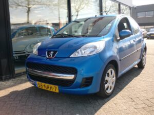PEUGEOT 107 1.0 12v 68 pk XS 5 deurs Airco!