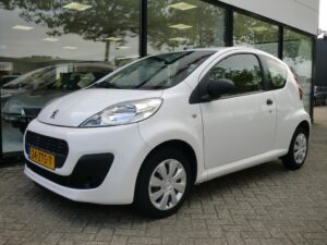 Peugeot 107 1.0 68PK 3D Access
